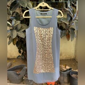 KENSIE Dresses Sleeveless Sequin Embellished
Chiffon Overlay Shift Dress Size 6